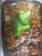 Best I12. Sesame Chicken (Combo Plate) in Linthicum Heights, MD
